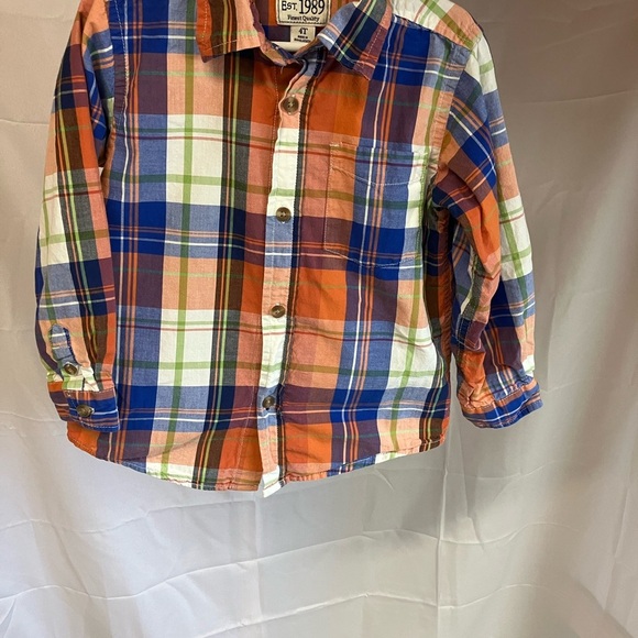 3 Button Down Shirt Bundle - Picture 2 of 15